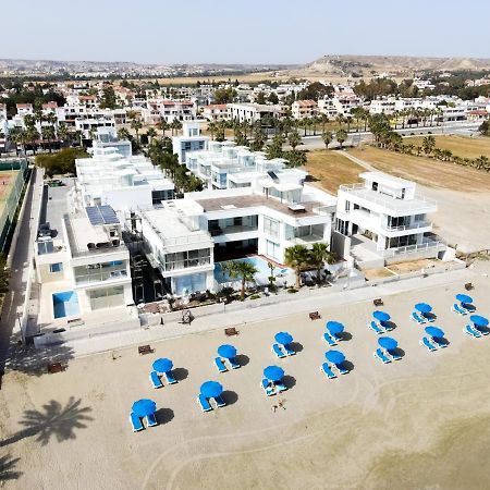 Touch Blue Residences Larnaca Exteriör bild